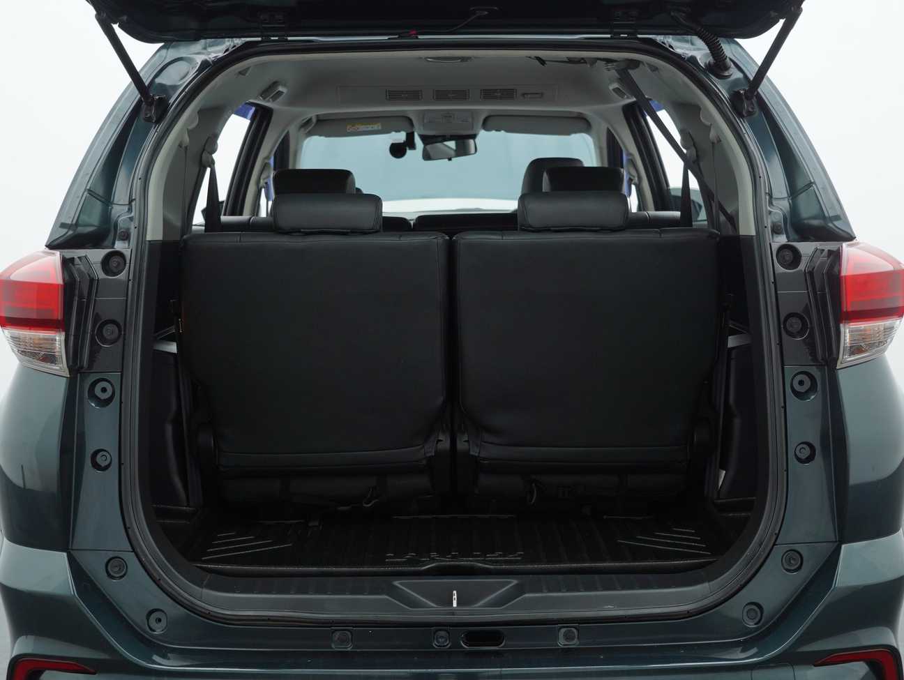 terpakai 2019 Perodua Aruz AV 1.5