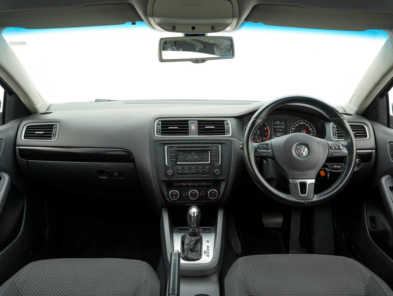 terpakai 2014 Volkswagen Jetta TSI 1.4