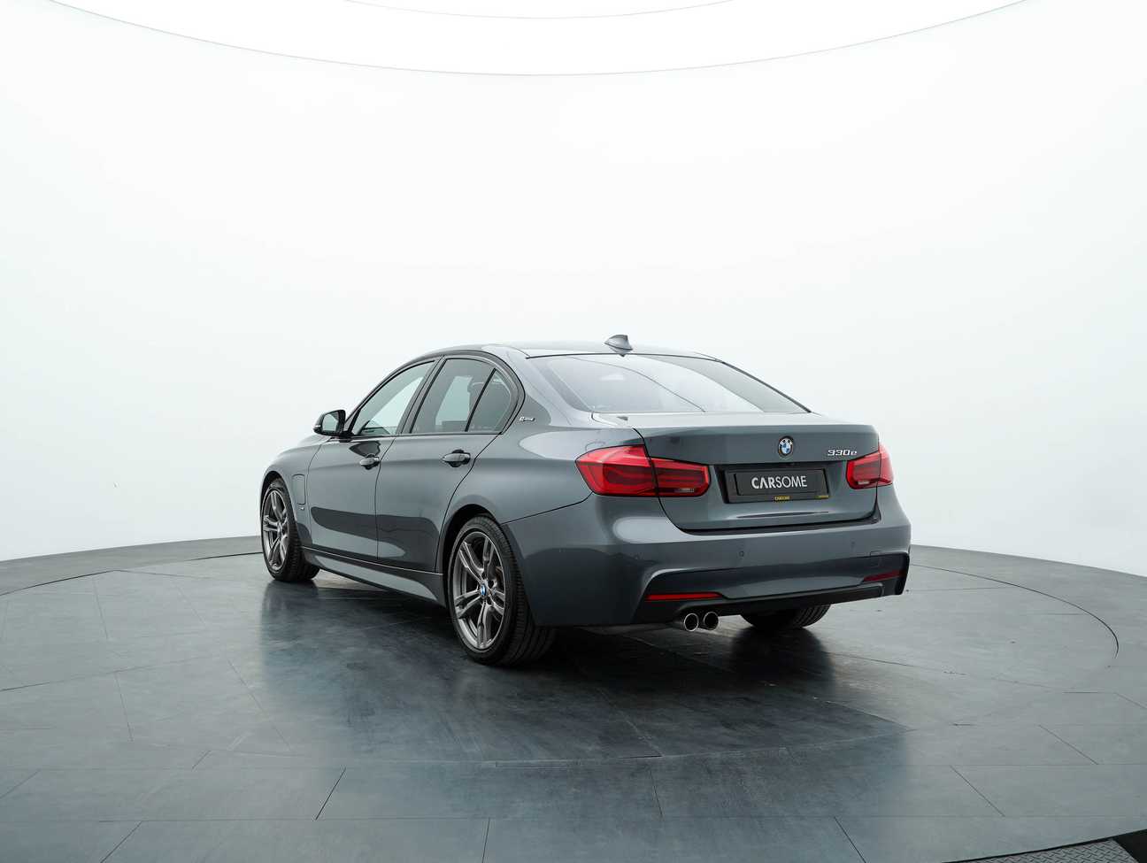 used 2018 BMW 330e Sport Line 2.0