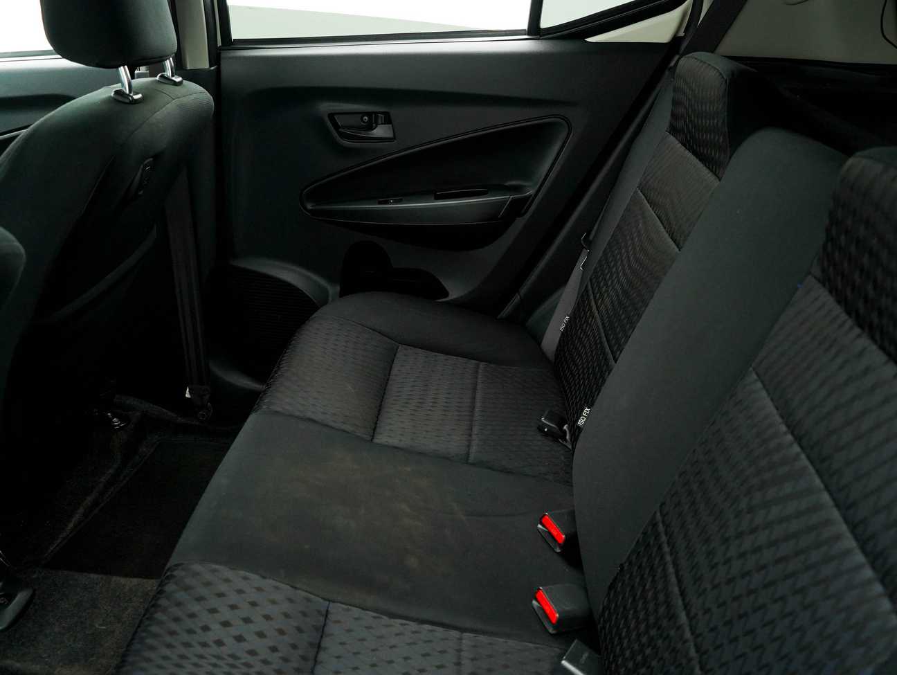 terpakai 2015 Perodua AXIA G 1.0