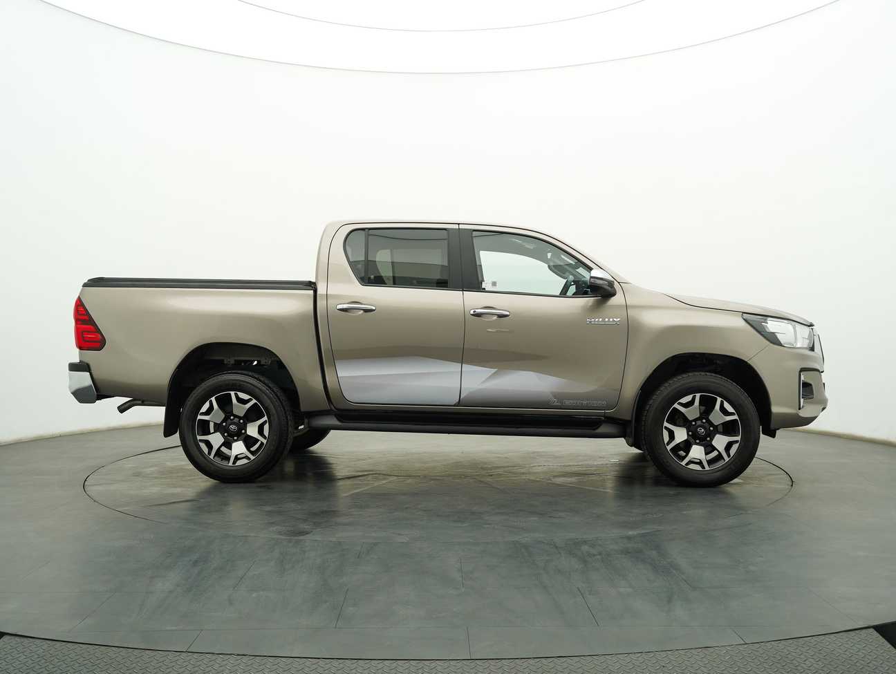 terpakai 2018 Toyota Hilux L-Edition Dual Cab 2.4