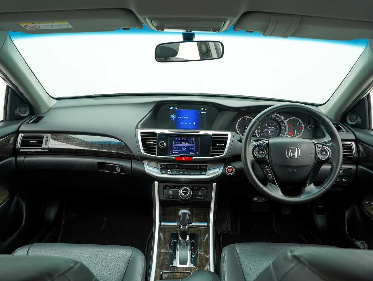 terpakai 2016 Honda Accord VTi-L 2.0