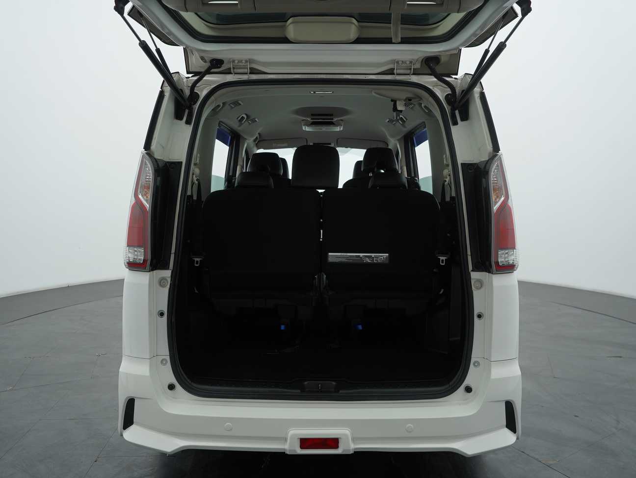 terpakai 2020 Nissan Serena S-Hybrid High-Way Star 2.0