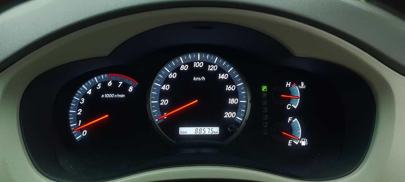 used 2013 Toyota INNOVA G 2.0