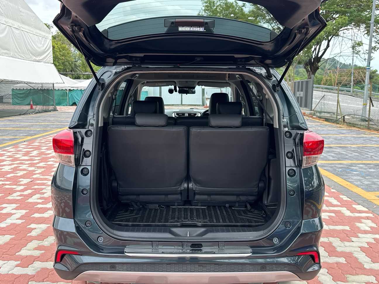 used 2019 Perodua Aruz AV 1.5