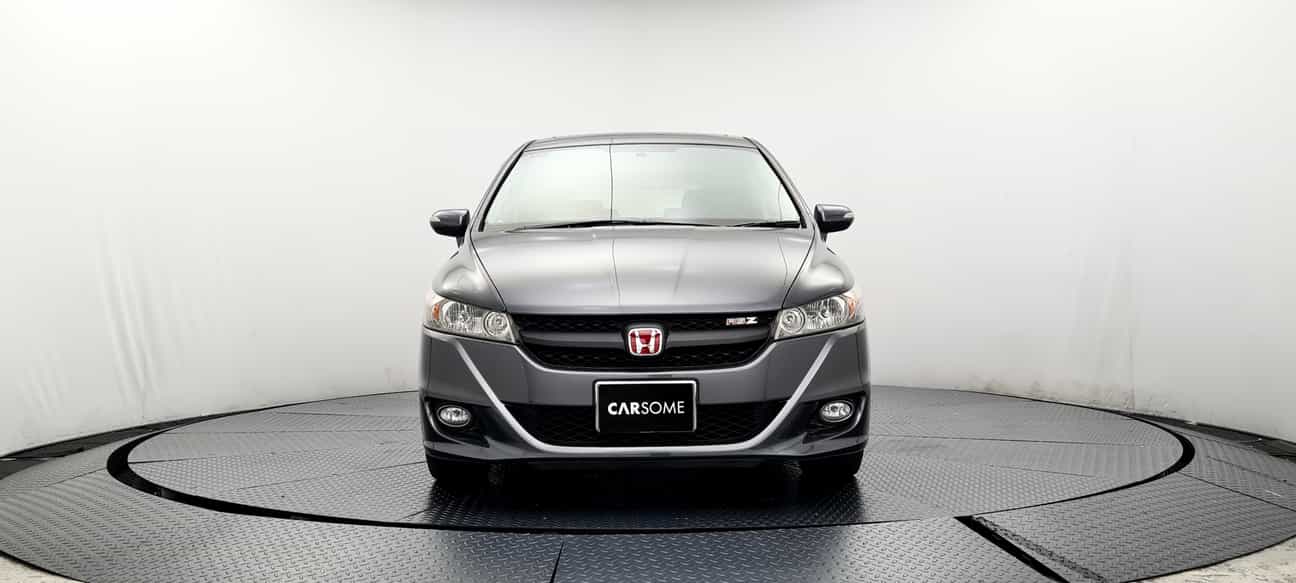 used 2013 Honda STREAM RSZ 1.8