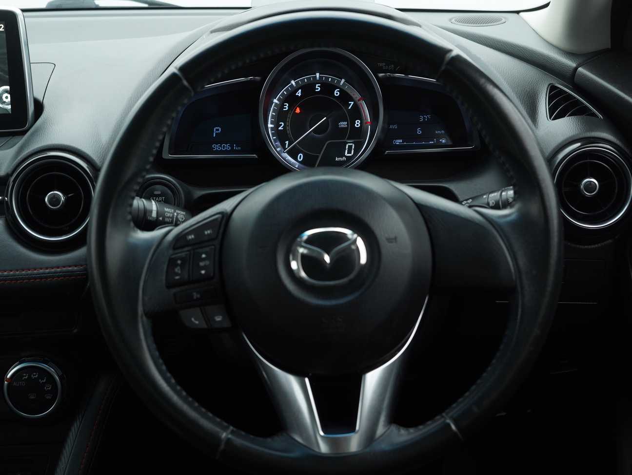 used 2017 Mazda 2 SKYACTIV-G (Halogen Headlight) 1.5