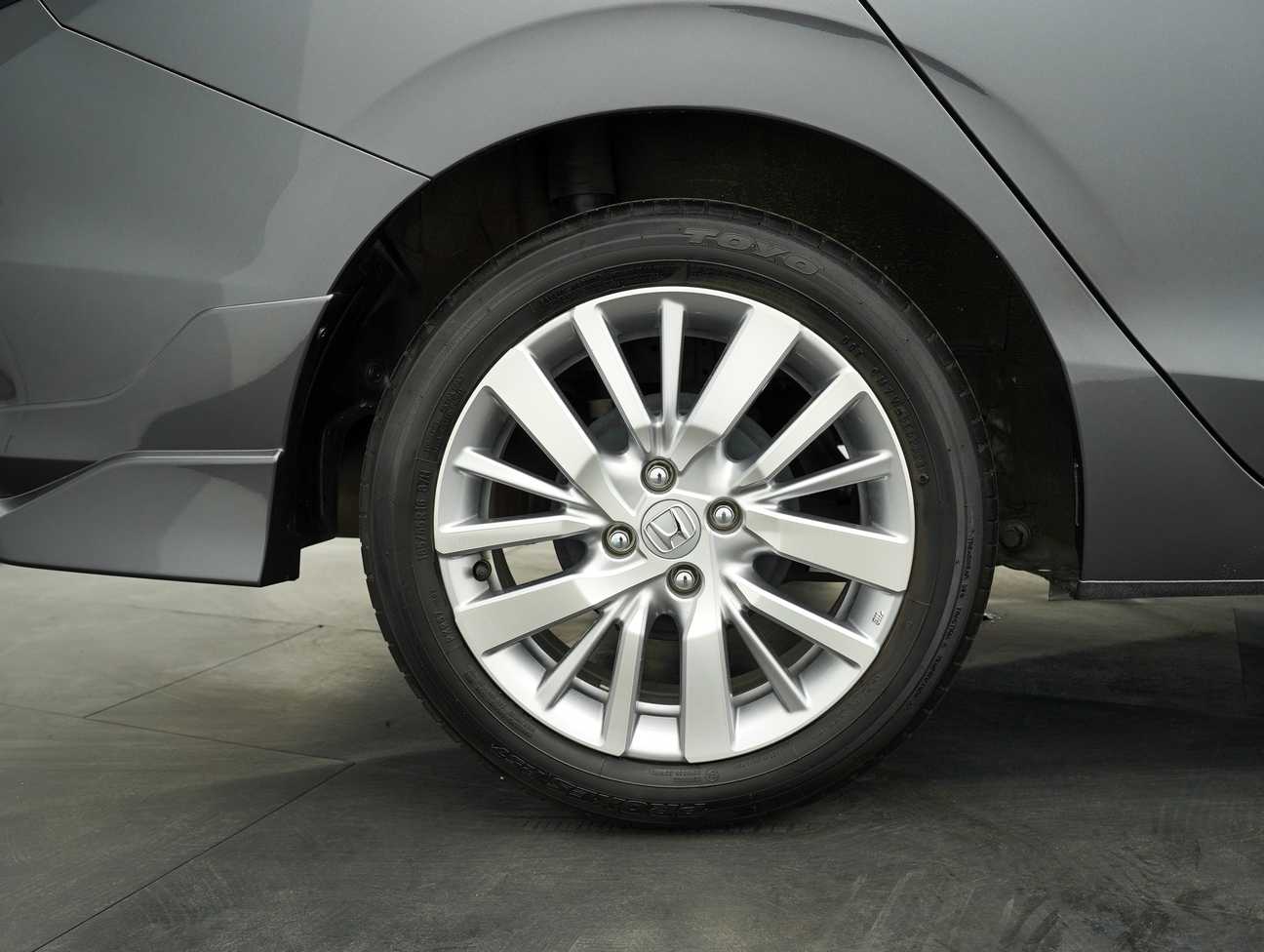 terpakai 2021 Honda City V 1.5