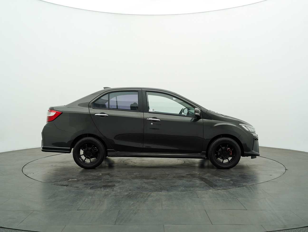terpakai 2020 Perodua Bezza Advance 1.3