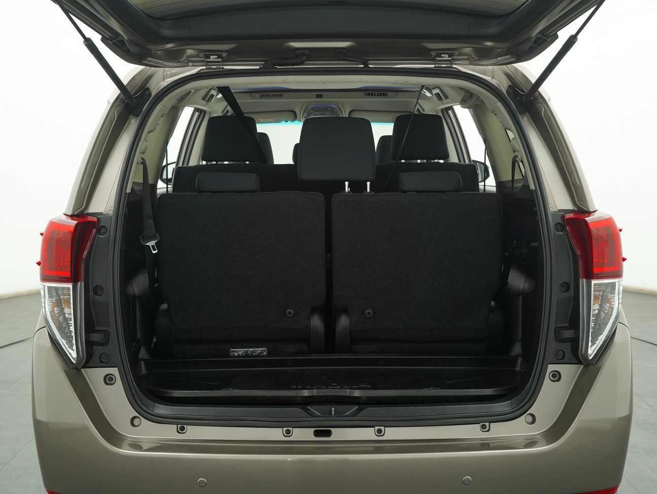 used 2017 Toyota Innova G 2.0