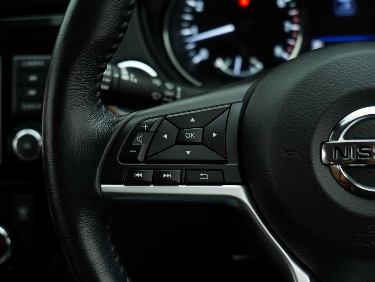 used 2020 Nissan X-Trail Mid 2.0