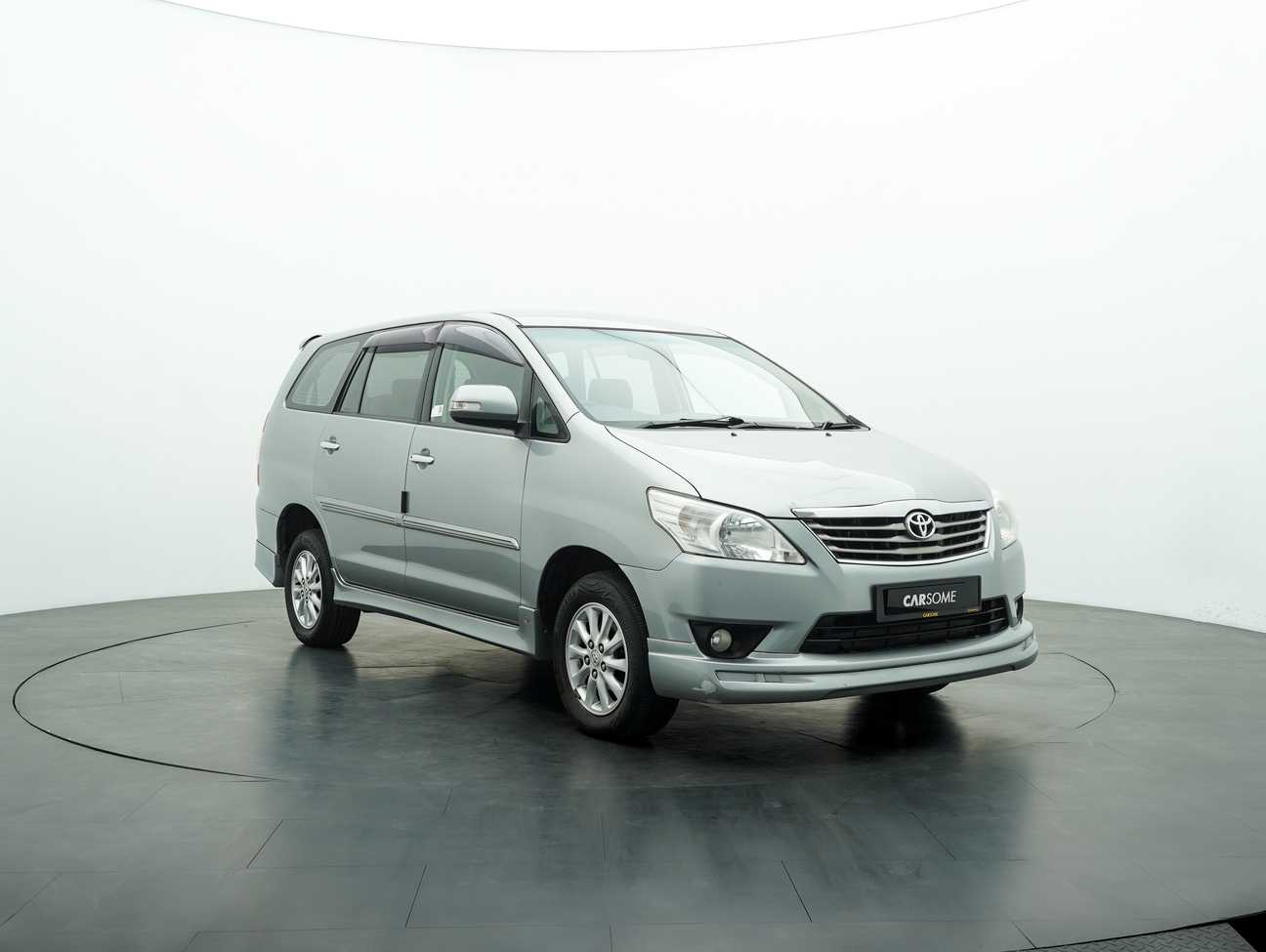 used 2011 Toyota Innova G 2.0