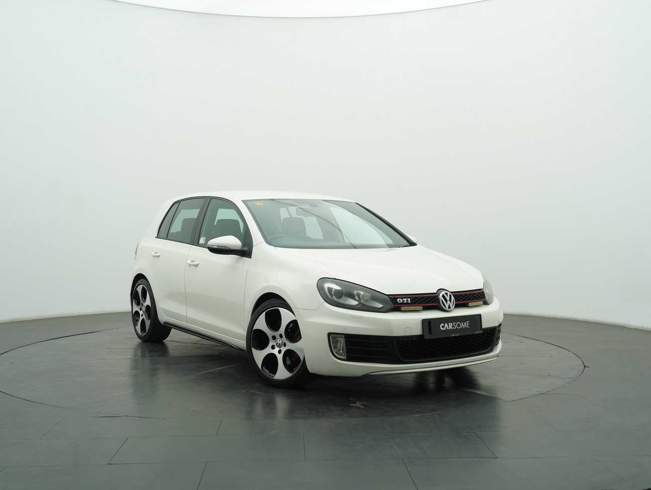 used 2010 Volkswagen Golf GTI 2.0