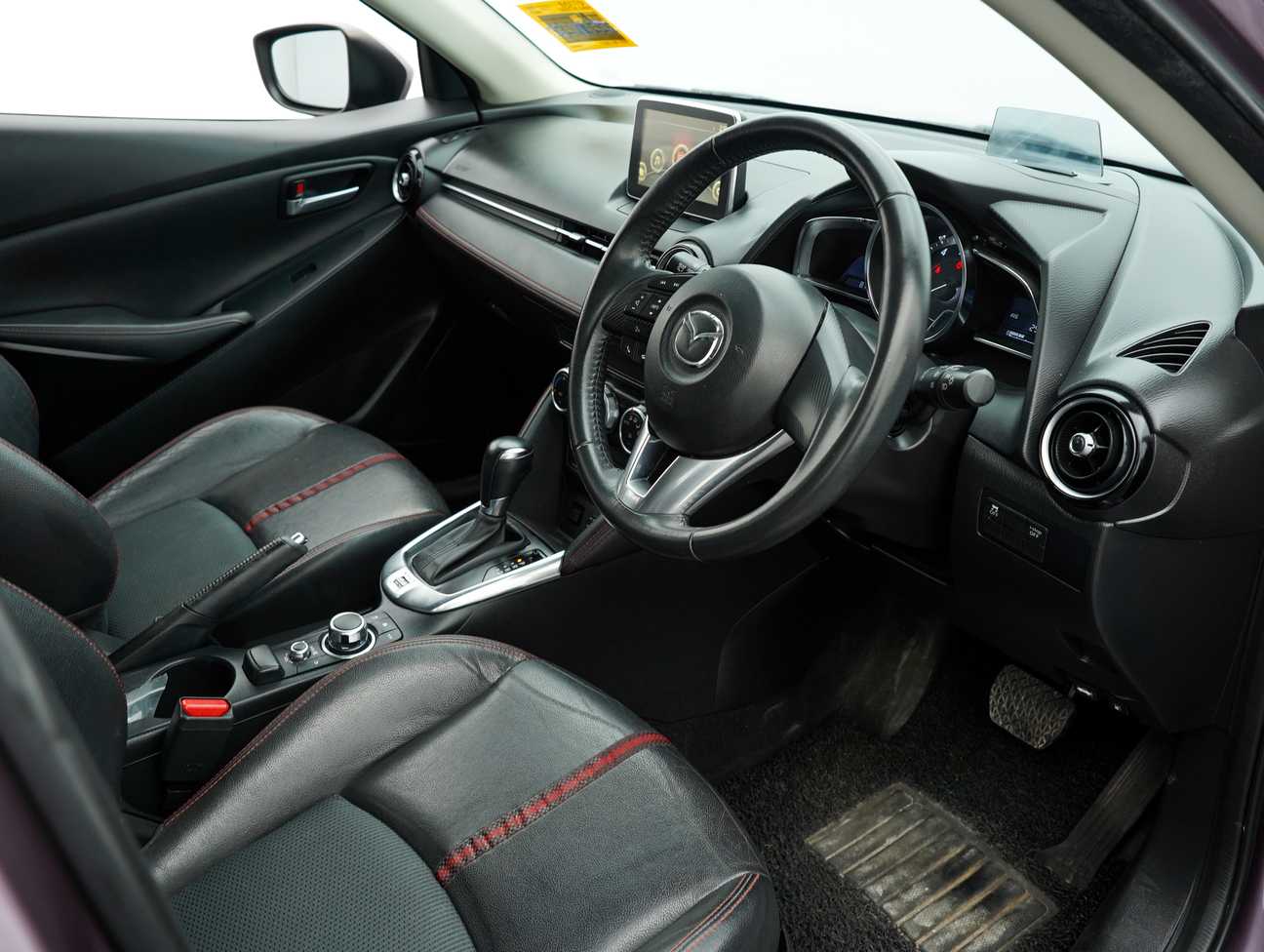 terpakai 2017 Mazda 2 HATCHBACK SKYACTIV 1.5