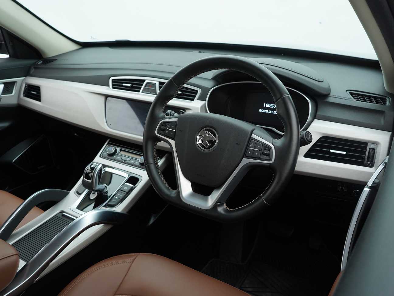 used 2020 Proton X70 Premium 1.8