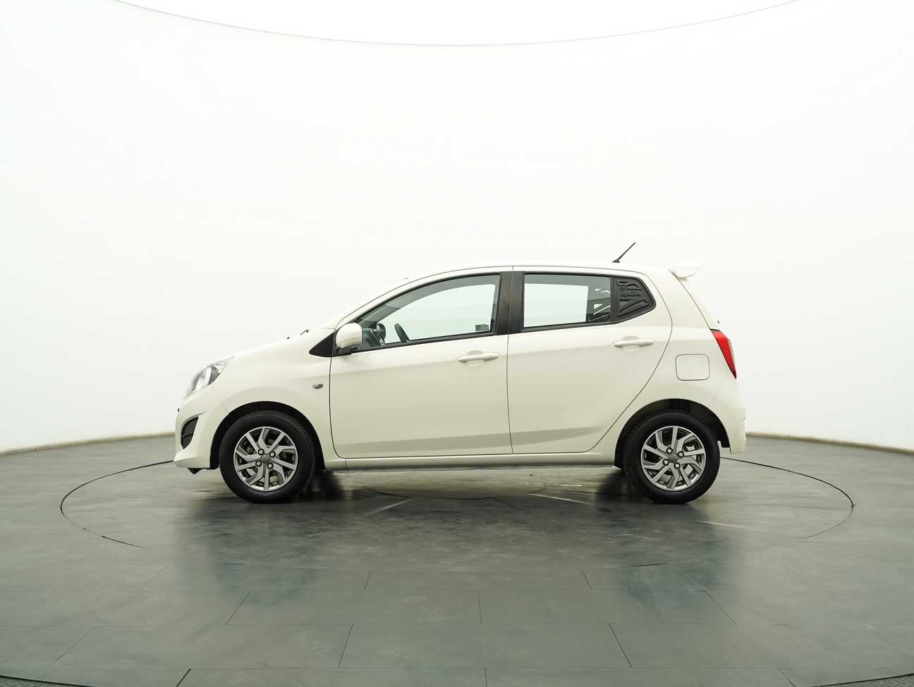 used 2016 Perodua AXIA G 1.0