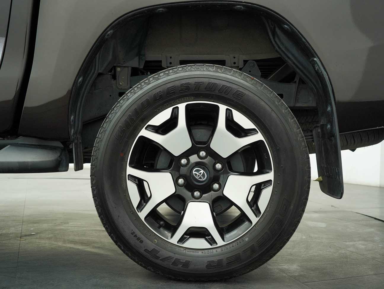 used 2019 Toyota Hilux L-Edition Dual Cab 2.4