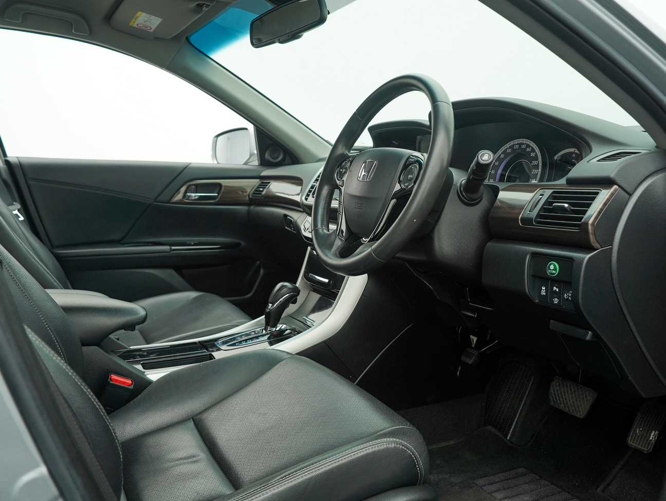 terpakai 2018 Honda Accord VTi-L 2.0