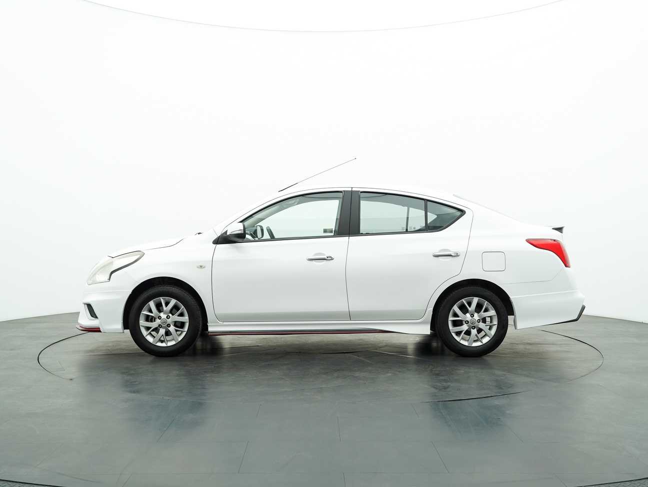 used 2015 Nissan Almera VL 1.5