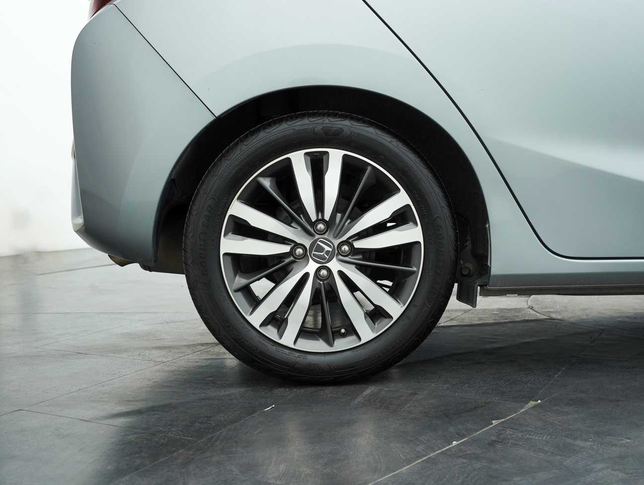 used 2015 Honda Jazz V i-VTEC 1.5