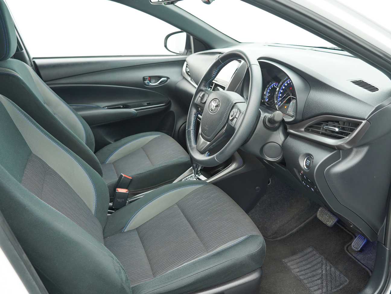 terpakai 2021 Toyota Yaris G 1.5