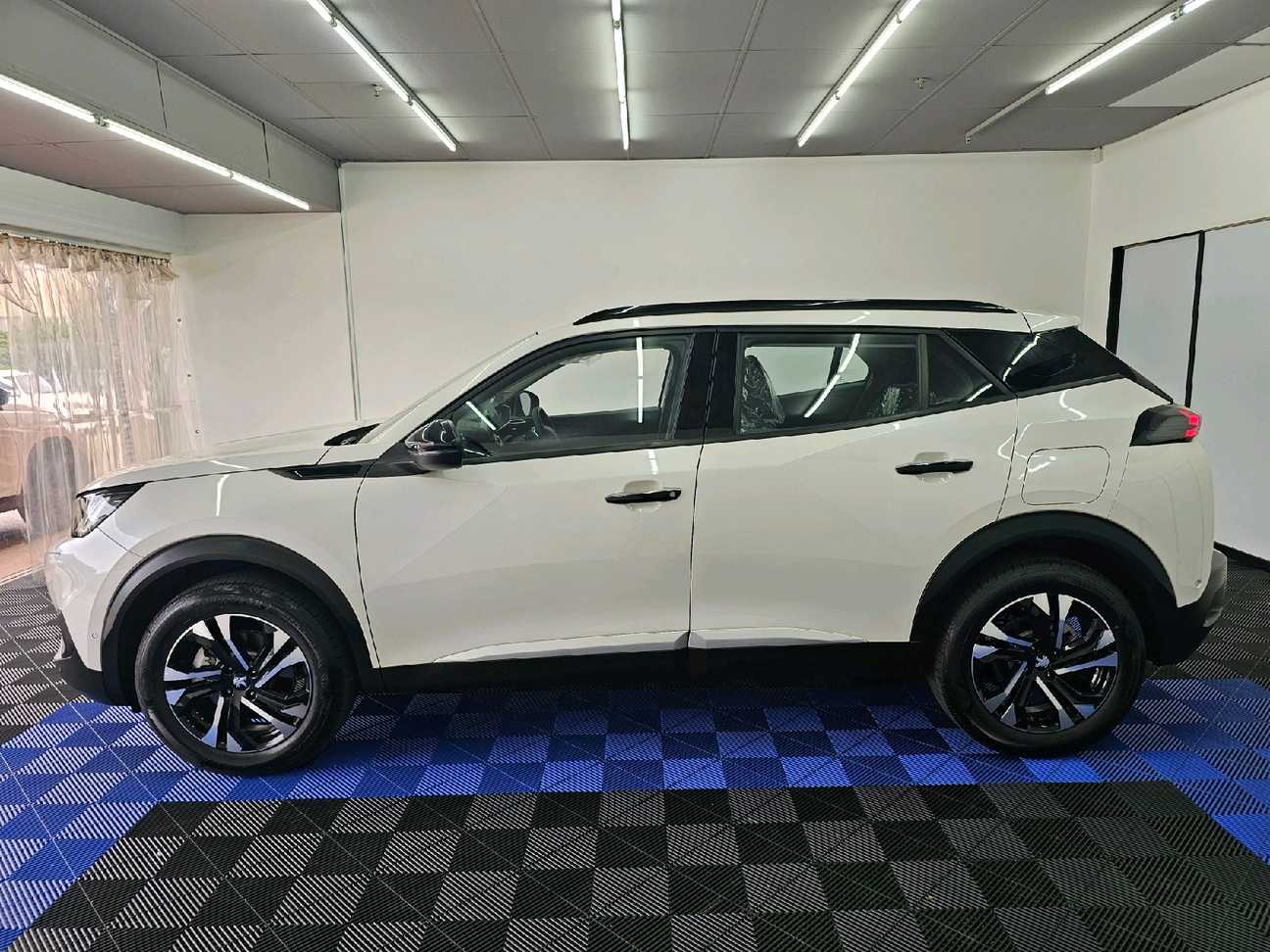 used 2025 Peugeot 2008 Allure 1.2