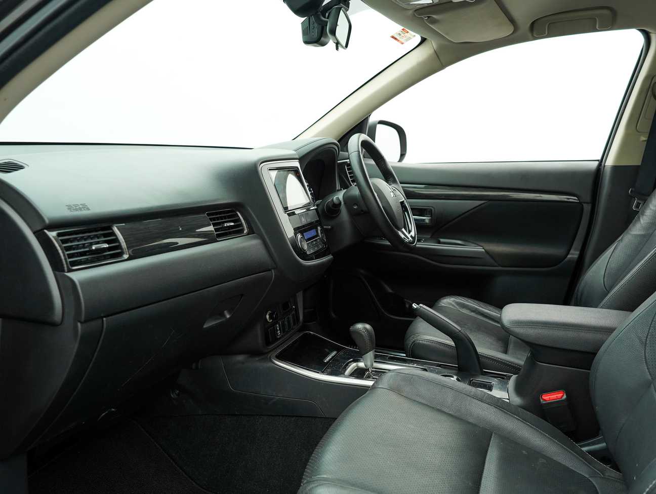 terpakai 2019 Mitsubishi Outlander  2.0