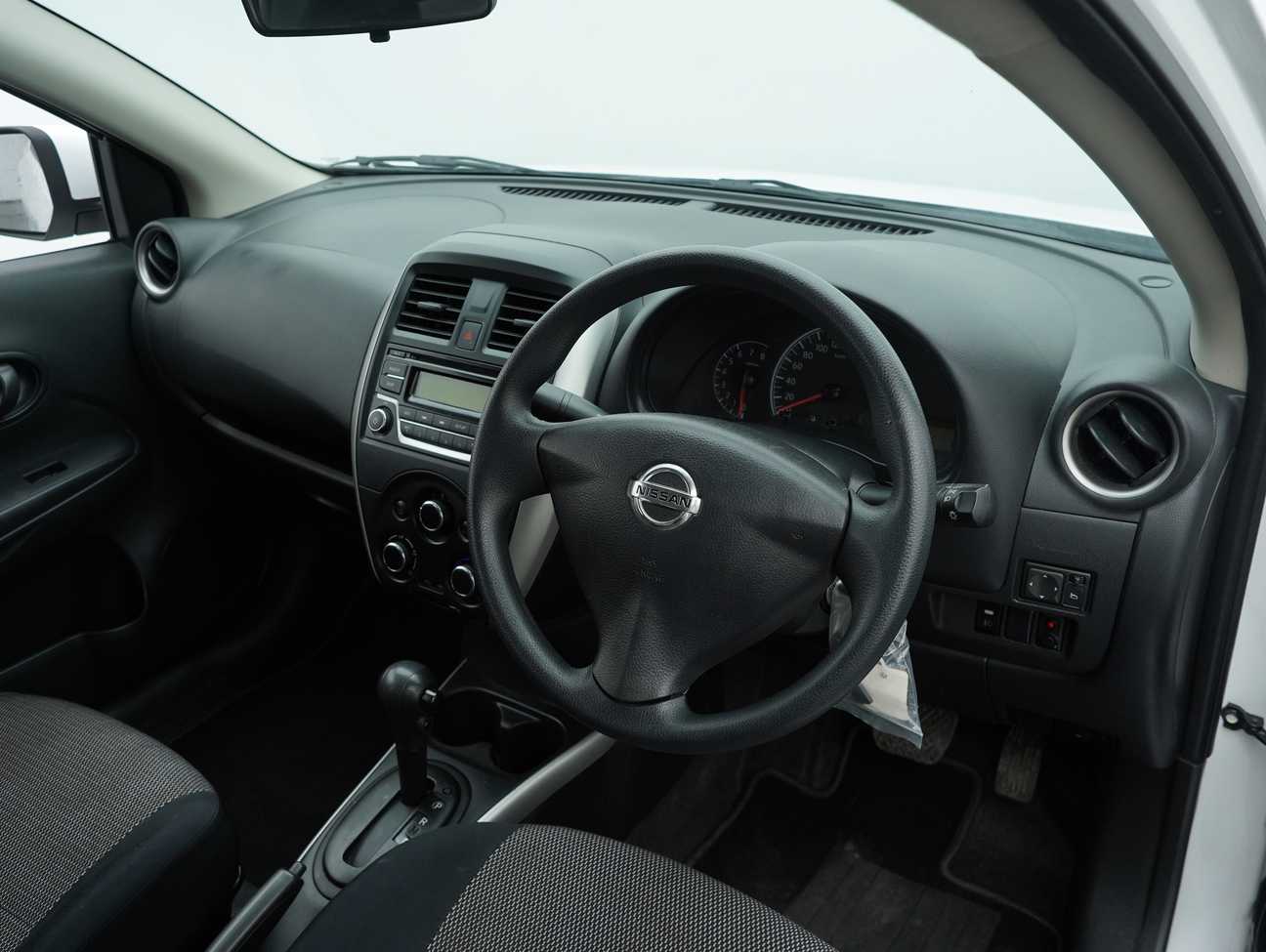 terpakai 2015 Nissan Almera V 1.5