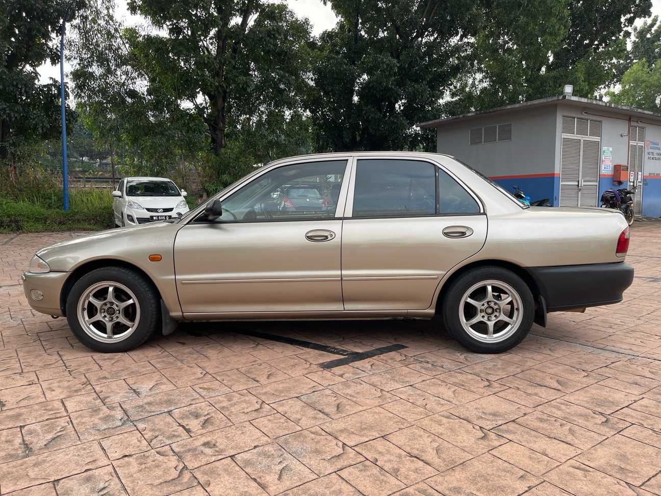 terpakai 2002 Proton Wira GLi 1.5