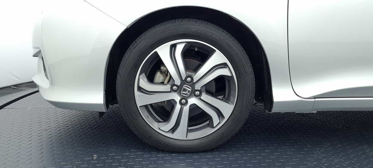 used 2015 Honda CITY V 1.5