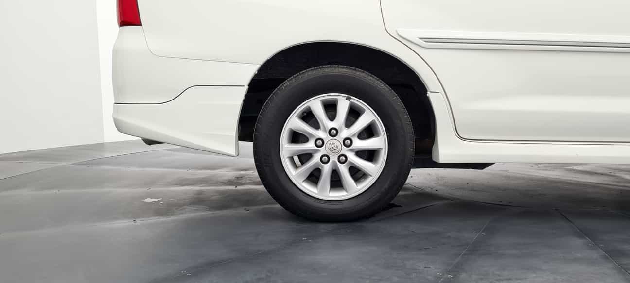 used 2014 Toyota INNOVA G 2.0