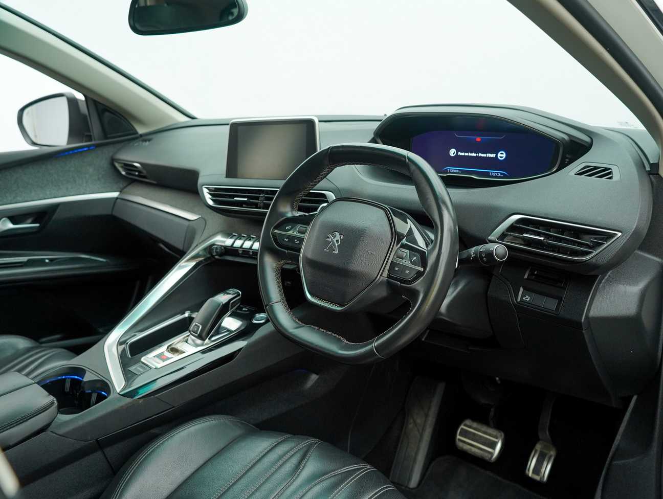 terpakai 2021 Peugeot 3008 THP Allure 1.6