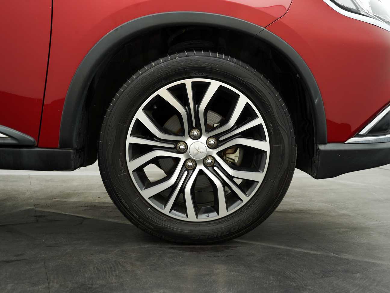 terpakai 2018 Mitsubishi OUTLANDER  2.0