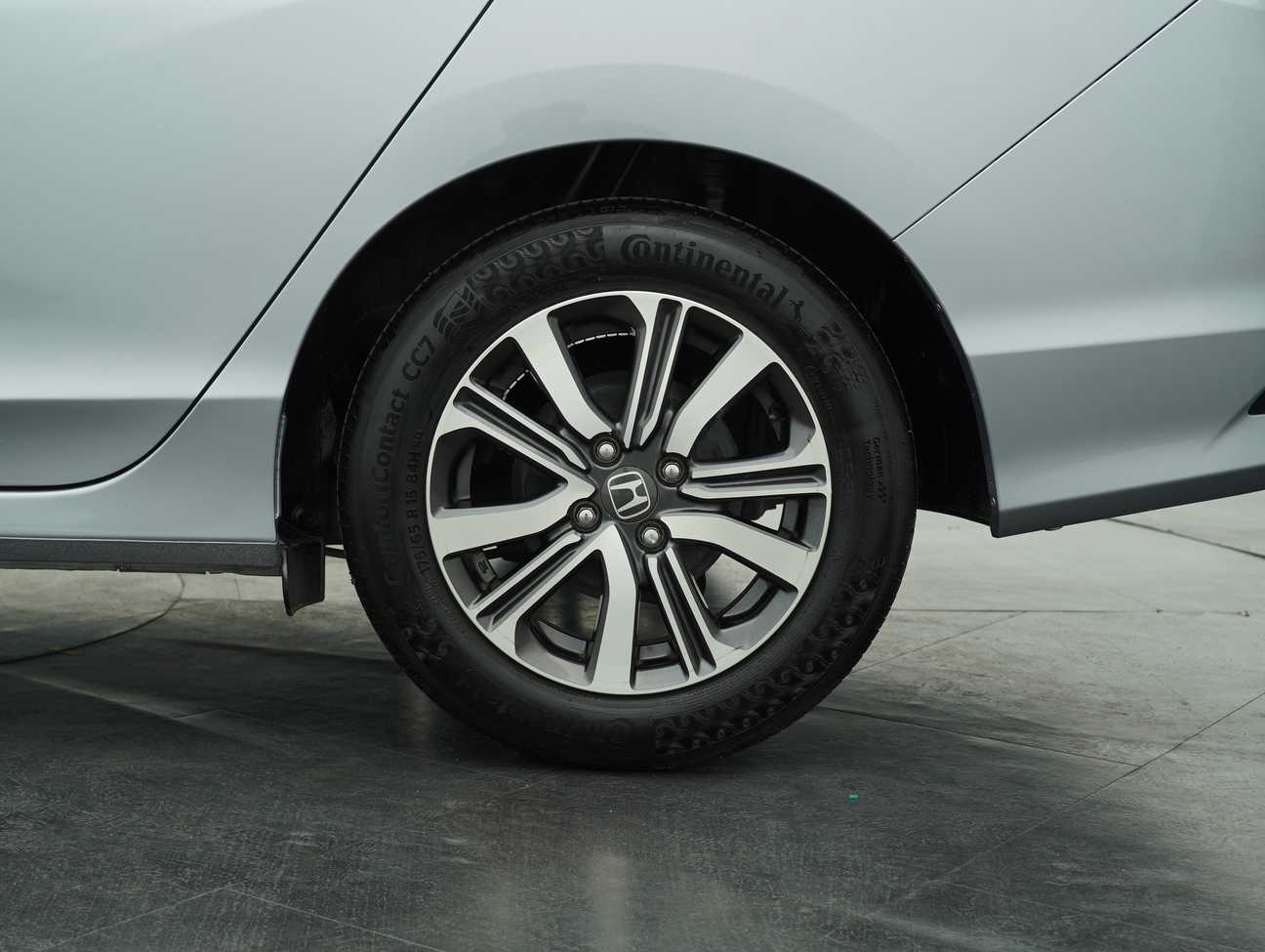 terpakai 2019 Honda City E i-VTEC 1.5