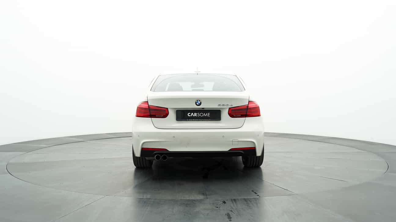 terpakai 2017 BMW 3 30E M SPORT 2.0