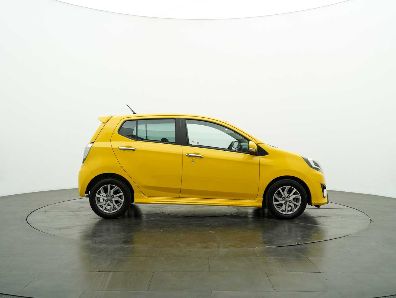 terpakai 2017 Perodua AXIA Advance 1.0