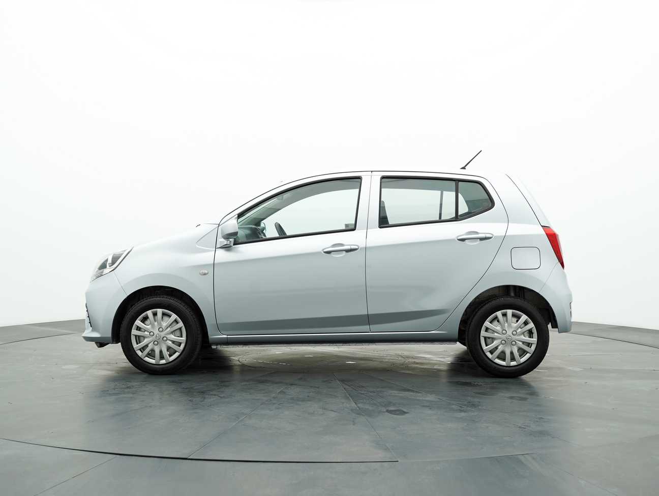 terpakai 2017 Perodua AXIA E 1.0