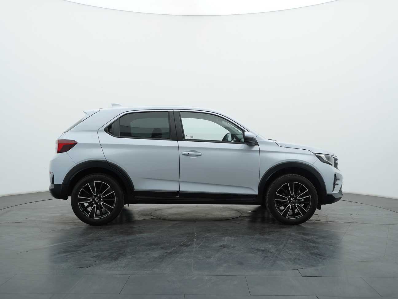 used 2025 Honda WR-V V 1.5