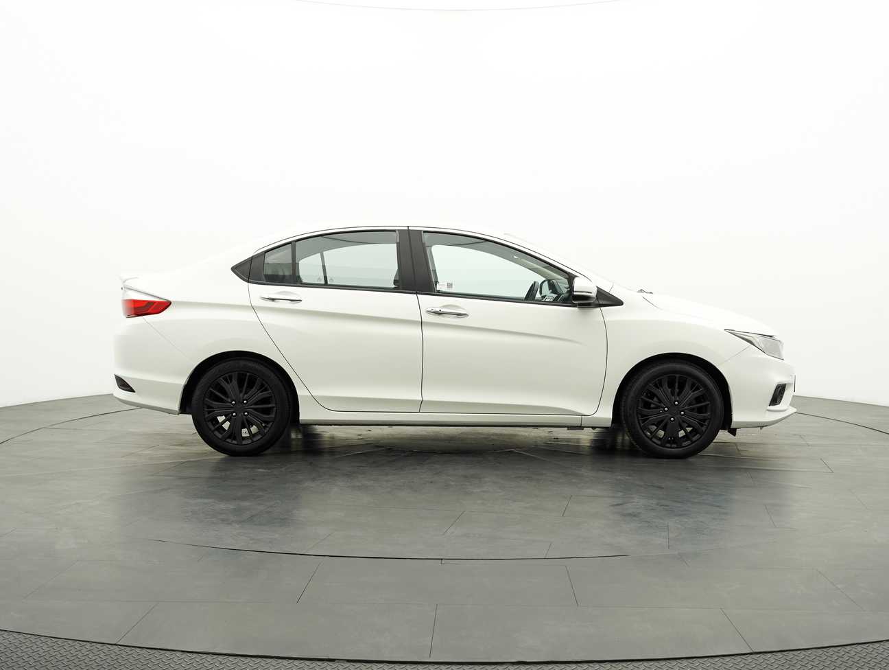 used 2017 Honda City V 1.5