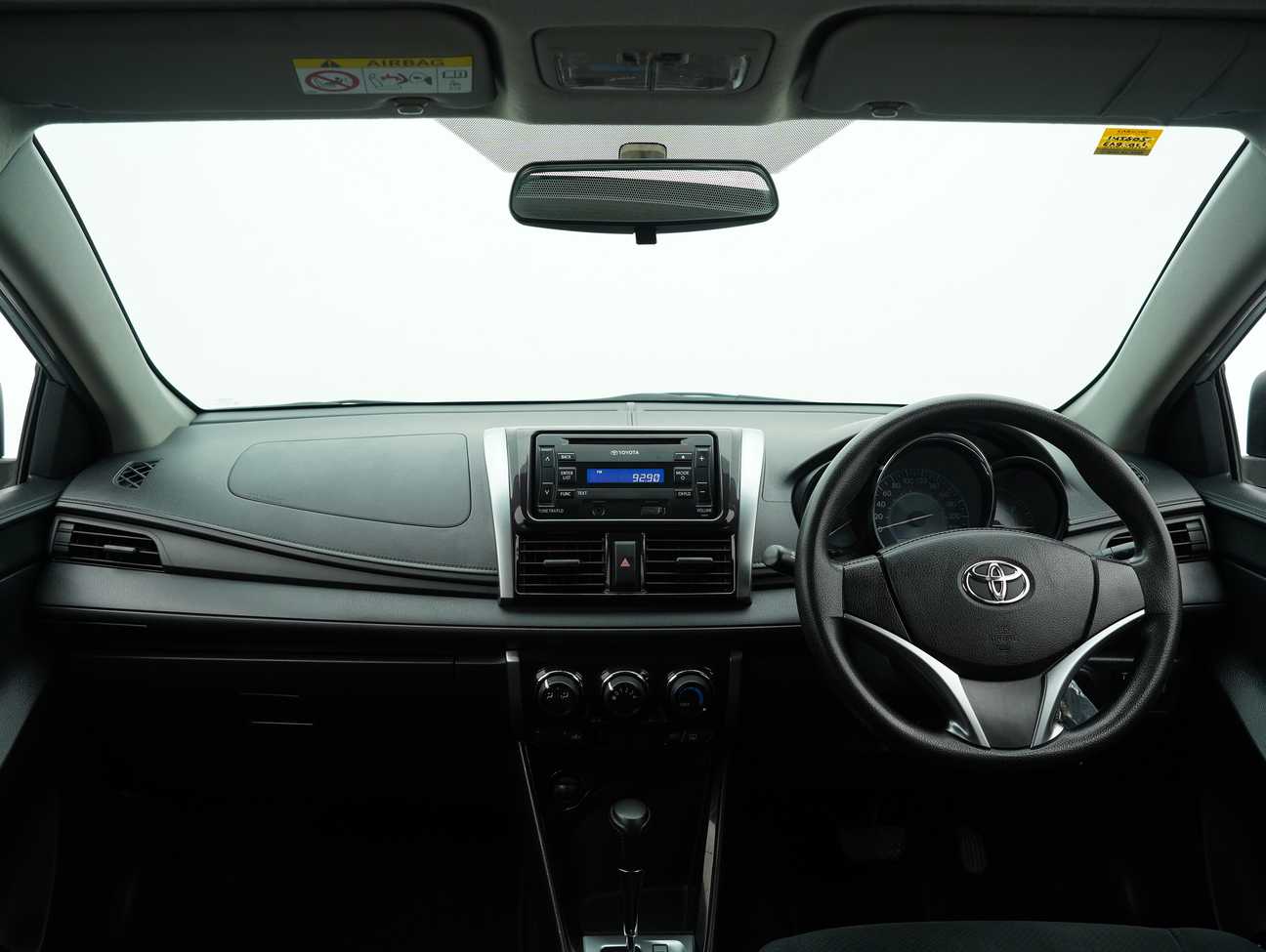 terpakai 2014 Toyota Vios J 1.5