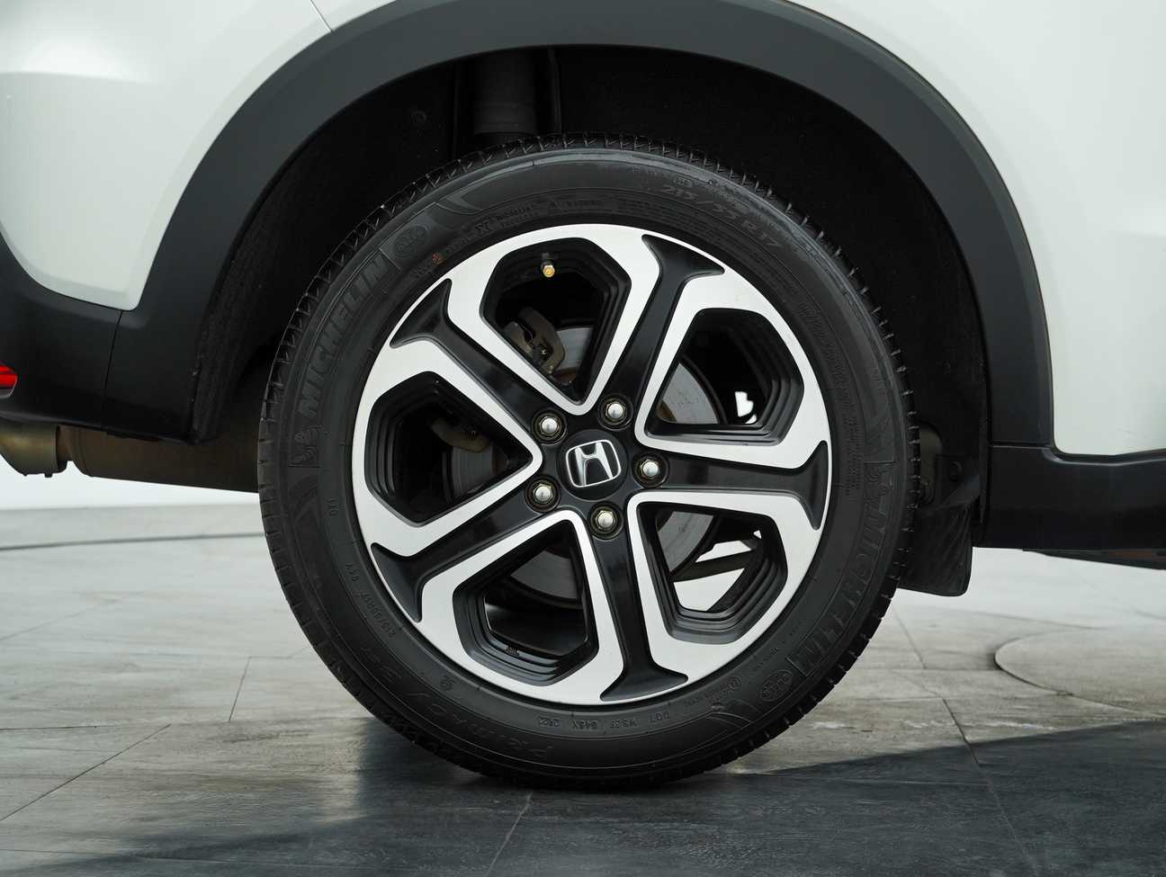 terpakai 2016 Honda HR-V V 1.8