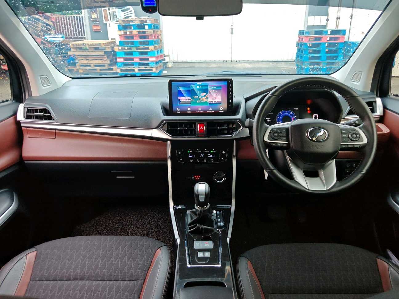 used 2024 Perodua Alza AV 1.5