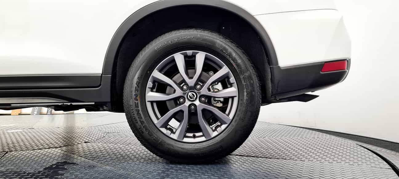 terpakai 2021 Nissan X-TRAIL CVT 2.0