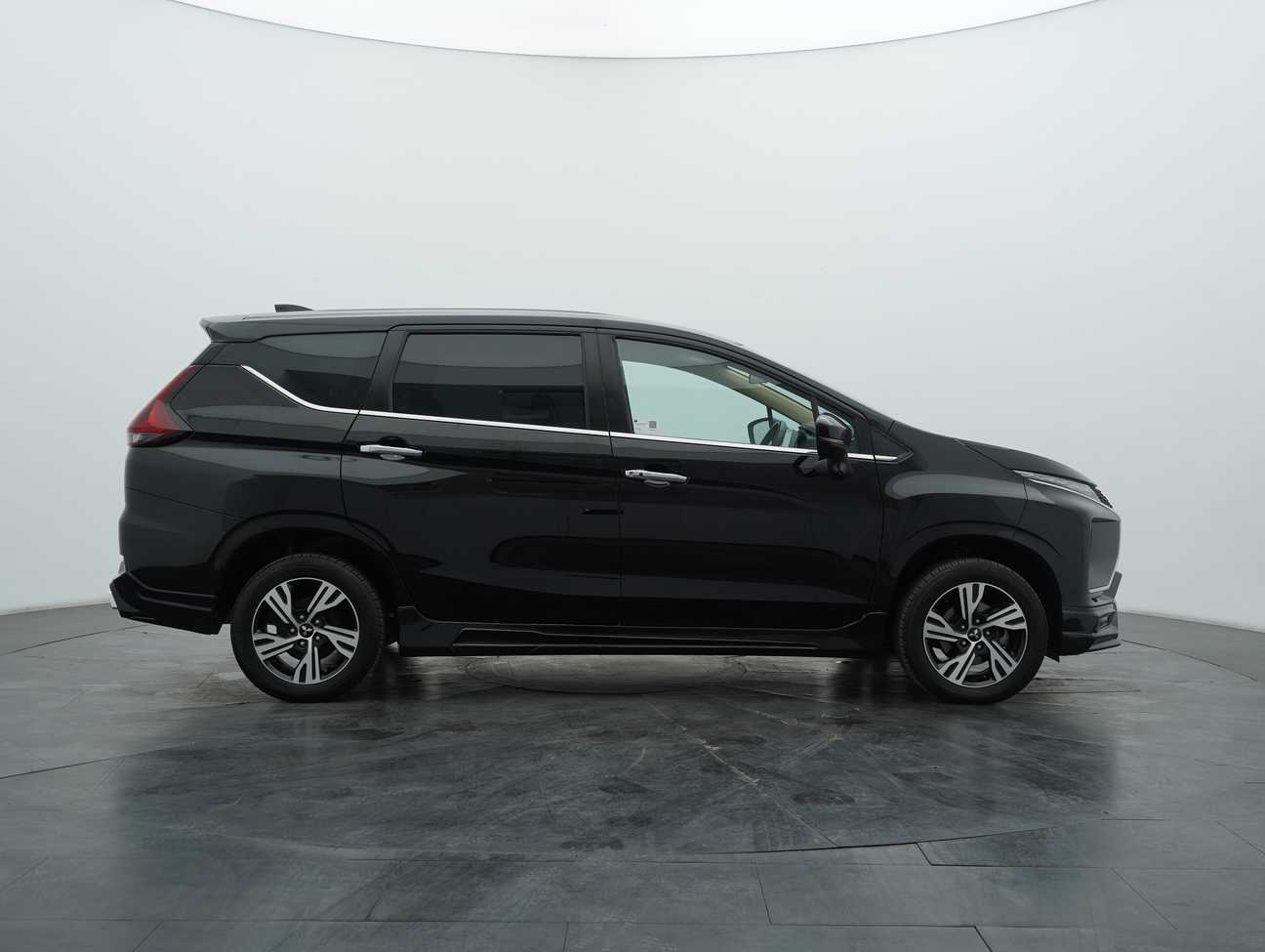 terpakai 2021 Mitsubishi Xpander  1.5