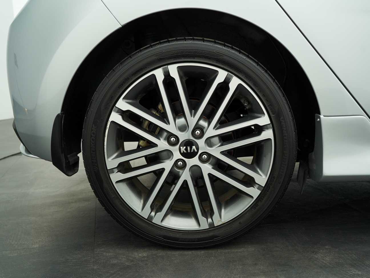 terpakai 2018 Kia Rio  1.4