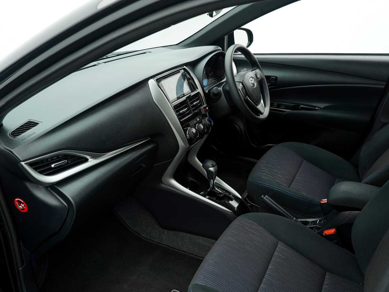 used 2020 Toyota YARIS E 1.5