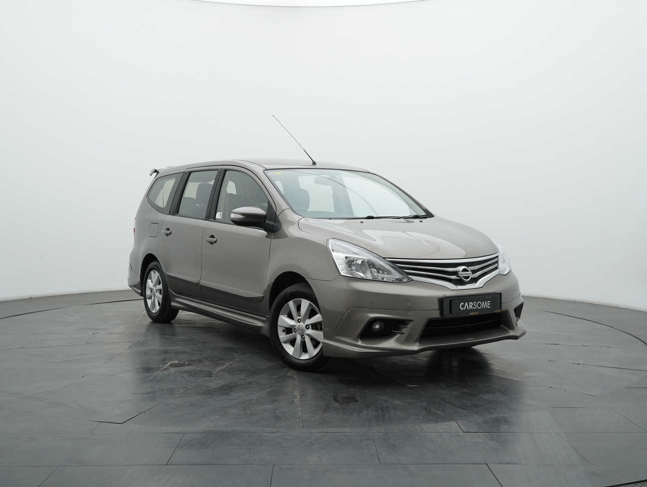terpakai 2013 Nissan Grand Livina Impul 1.8