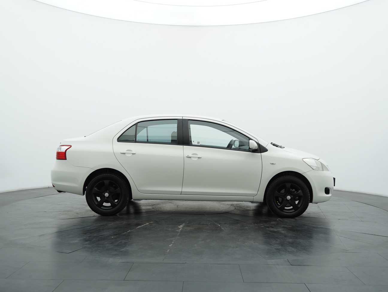 terpakai 2012 Toyota Vios J 1.5