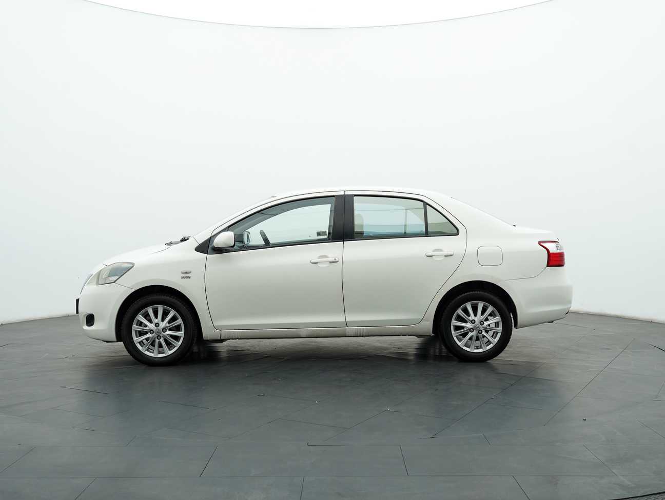 used 2012 Toyota Vios J 1.5