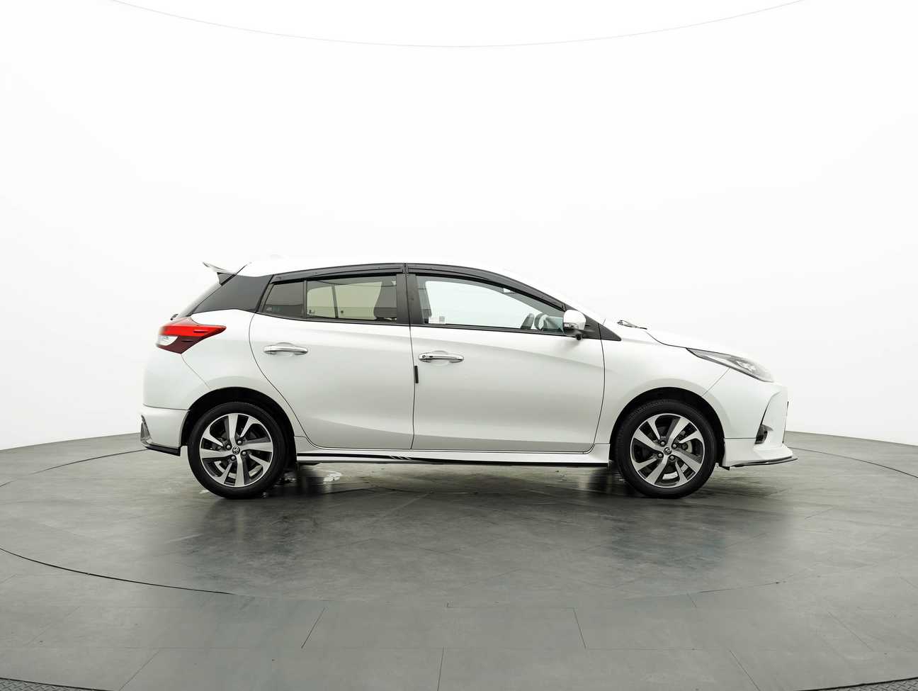 terpakai 2021 Toyota Yaris G 1.5